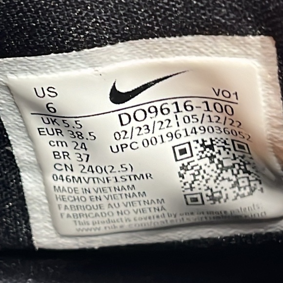 Nike Kyrie Infinity Panda Men's Size 6 Black White Sneaker DO9616-100 high tops - Picture 4 of 12